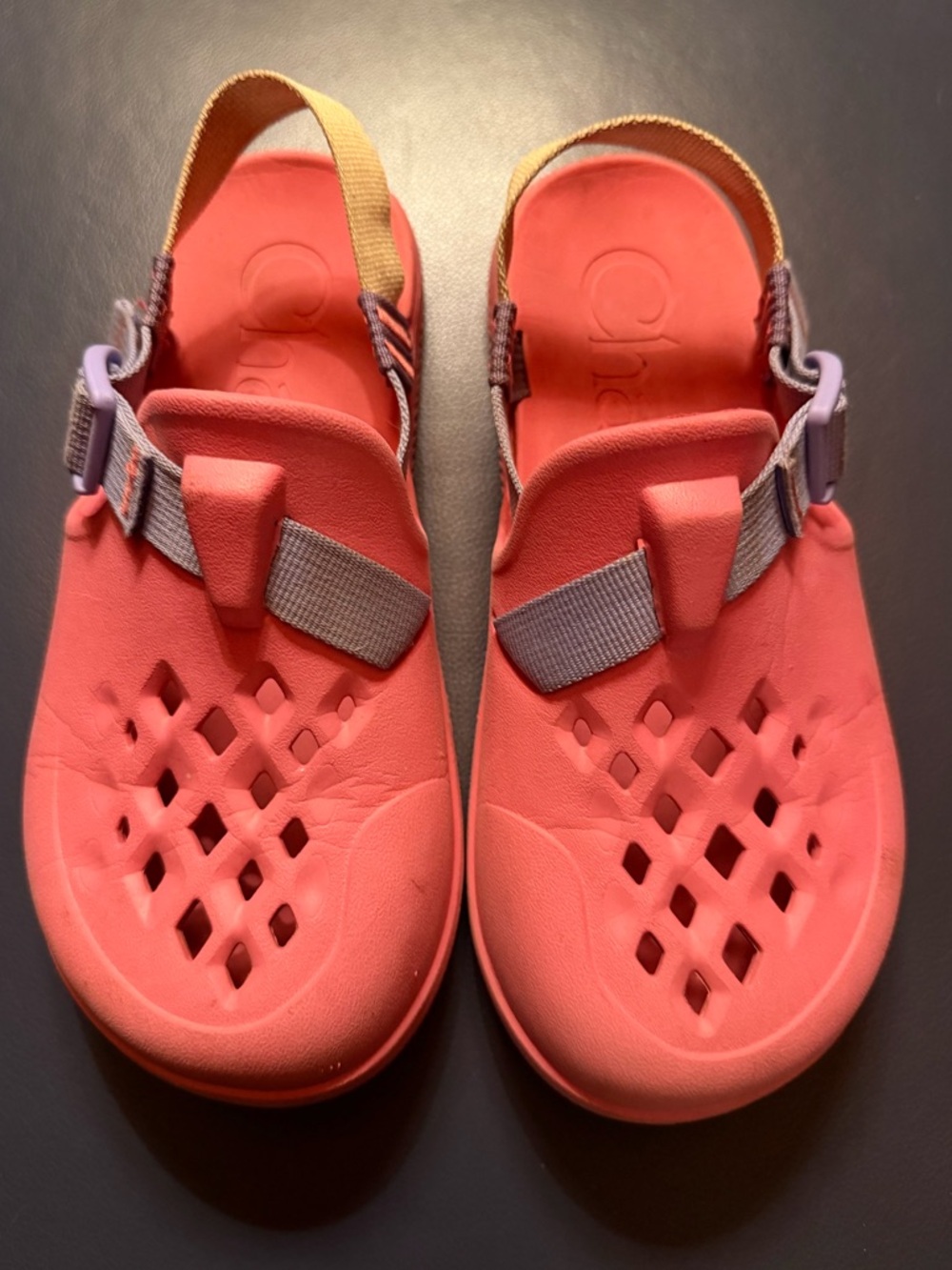 Chaco Lightweight Foam Sandals in Pink Youth Size 4, Women Size 6